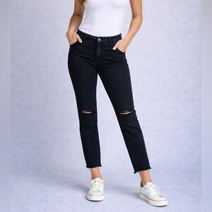 Madewell Women’s Black Distressed 9” High Rise Skinny Raw Hem Jeans, Size 28